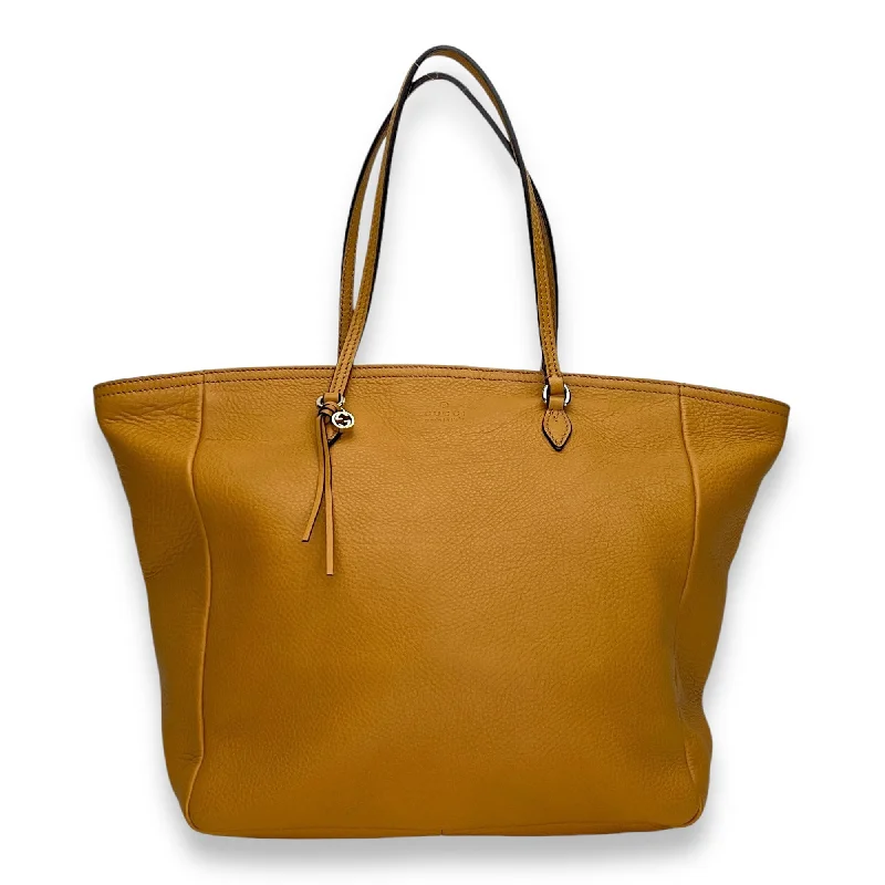 Bree Original Tote bag in Calfskin, Light Gold Hardware