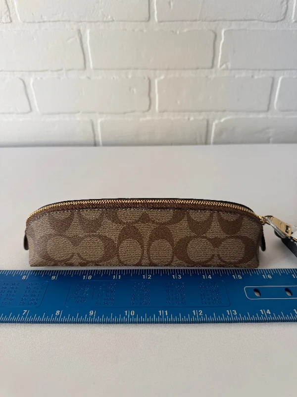 Makeup Bag Designer By Coach, Size: Small